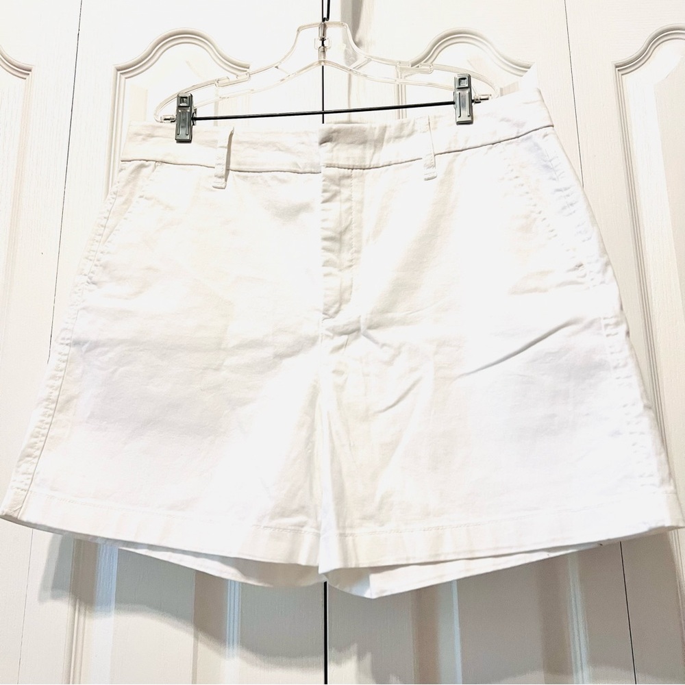 Gloria Vanderbilt-NWT-White Women's Bermuda Shorts-Women’s-Size 12 - Picture 8 of 13